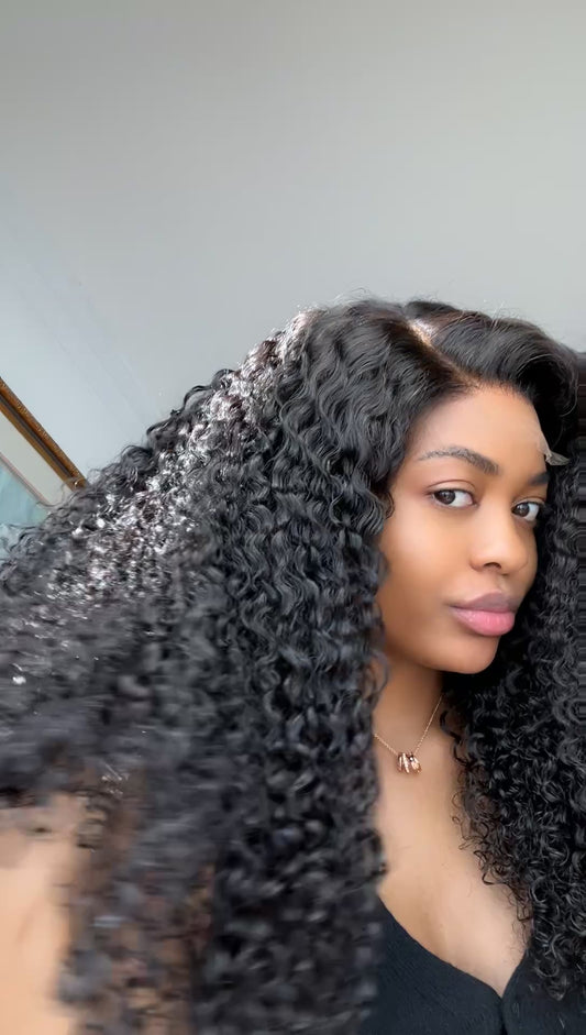Curly closure